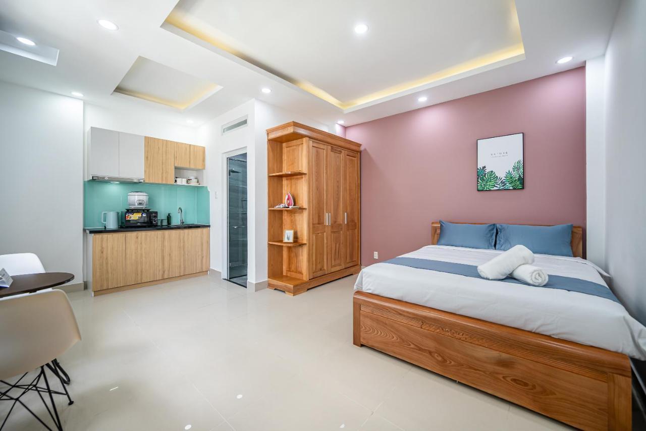 Cozrum Homes - Retro House Хошимин Экстерьер фото